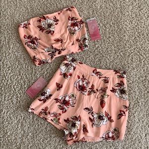 Onetheland Two Piece Set Sz Small NWT